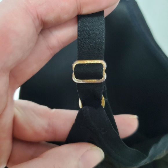 Black Natori Bra 36D - Picture 10 of 17